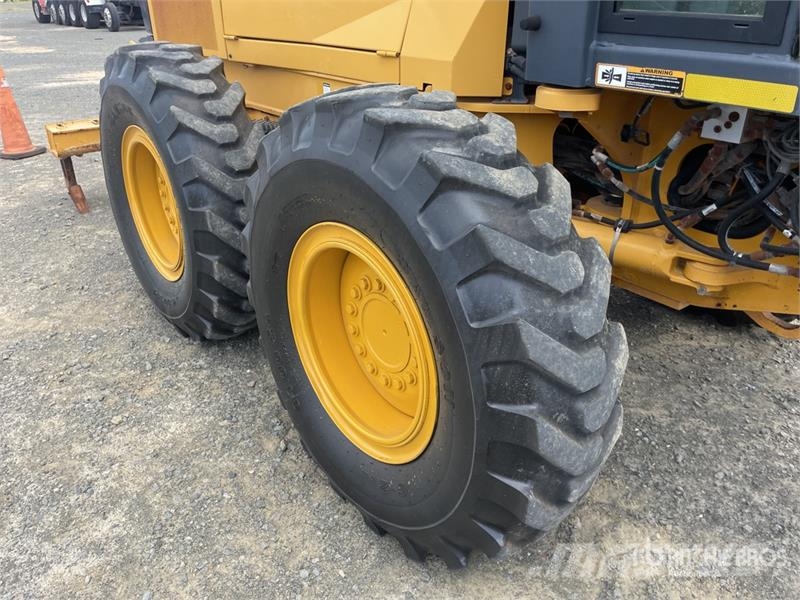 John Deere 672G AWD Motor Grader Veihøvler