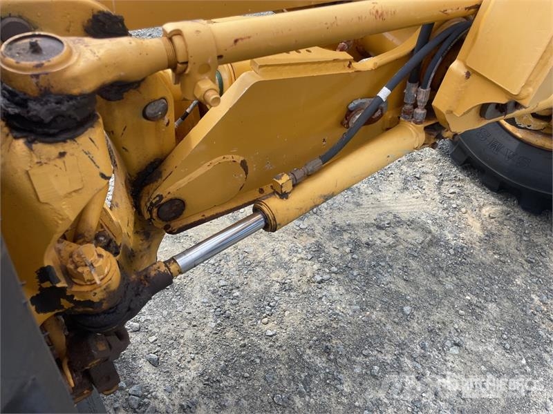 John Deere 672G AWD Motor Grader Veihøvler
