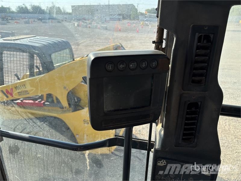 John Deere 672G AWD Motor Grader Greideriai