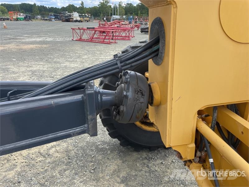 John Deere 672G AWD Motor Grader Veihøvler