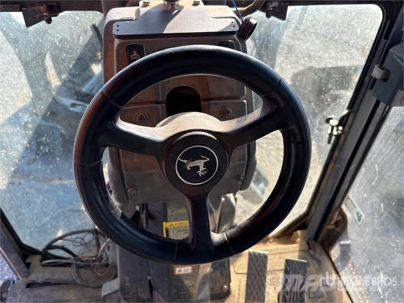 John Deere 672G AWD Motor Grader Greideriai