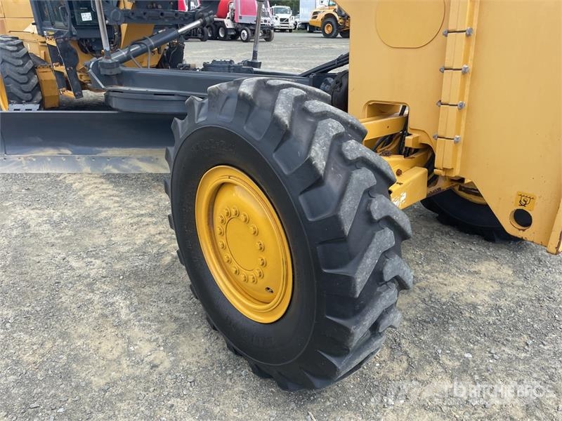 John Deere 672G AWD Motor Grader Veihøvler