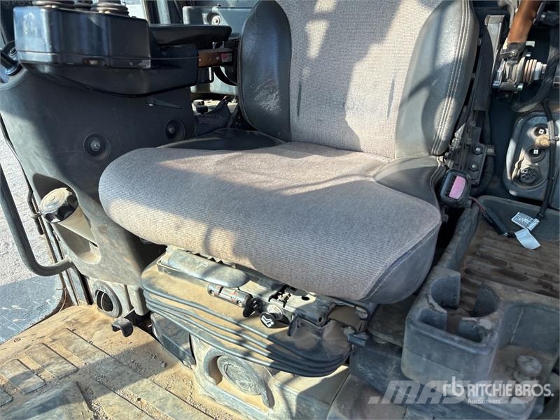 John Deere 672G AWD Motor Grader Greideriai