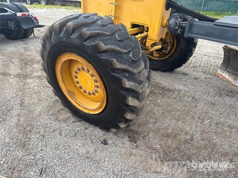 John Deere 672GP AWD Motor Grader Niveleuse