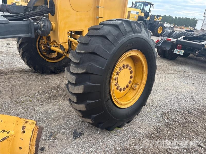 John Deere 672GP AWD Motor Grader Niveleuse