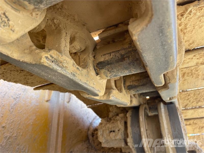 John Deere 700K LGP Dozere Beltegående