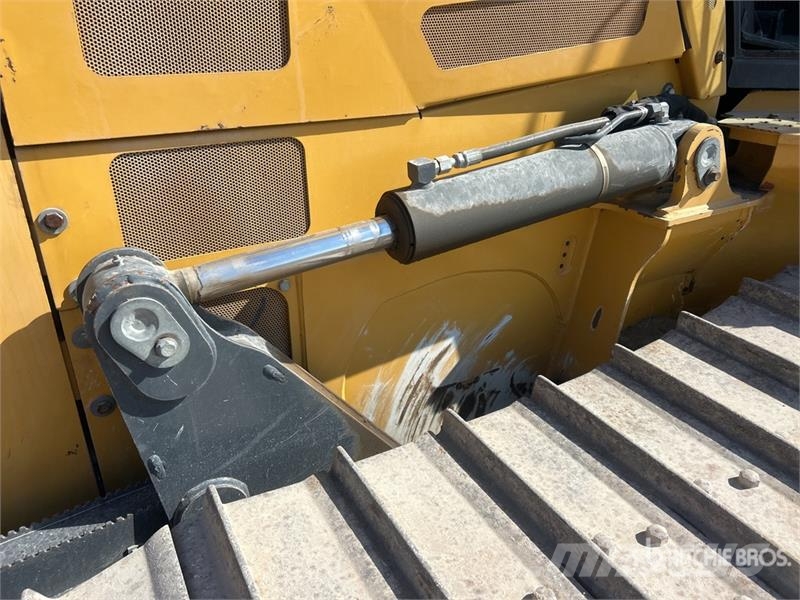 John Deere 700K LGP Pásové dozéry