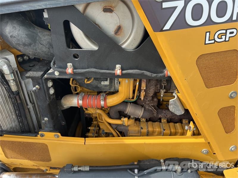 John Deere 700K LGP بلدوزرات مجنزرة