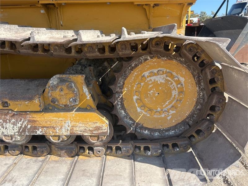 John Deere 700K LGP Pásové dozéry