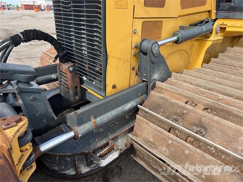John Deere 700K LGP بلدوزرات مجنزرة