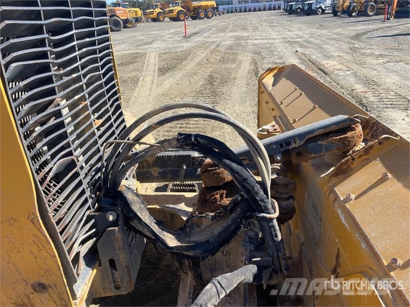John Deere 700K LGP Dozere Beltegående