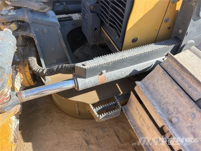 John Deere 700K LGP Pásové dozéry