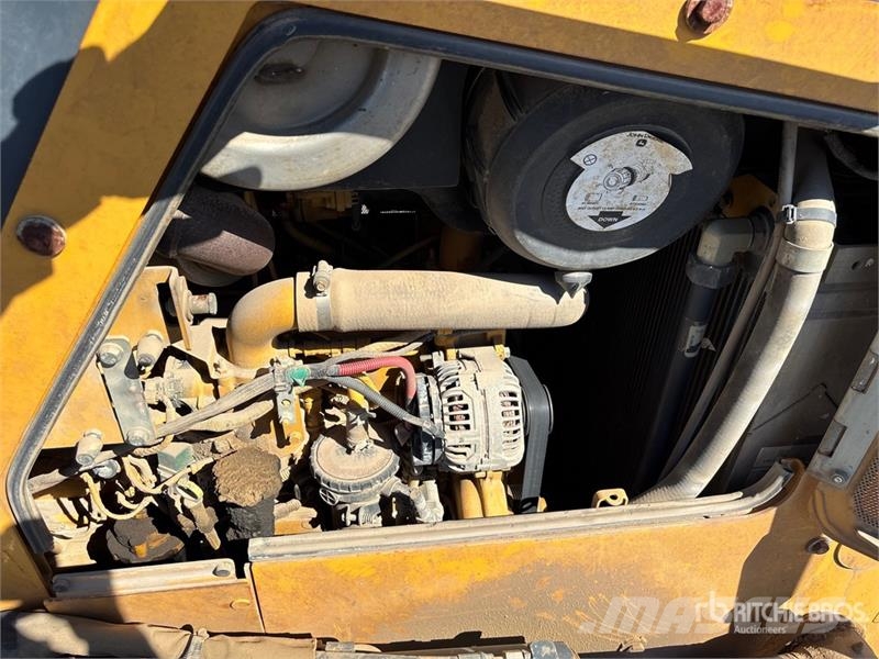 John Deere 700L Crawler Dozer Buldožerji goseničarji