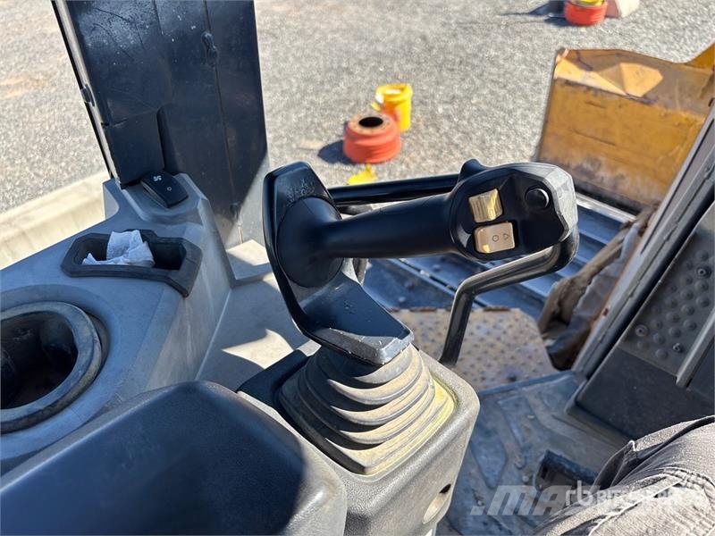 John Deere 700L Crawler Dozer Buldožerji goseničarji