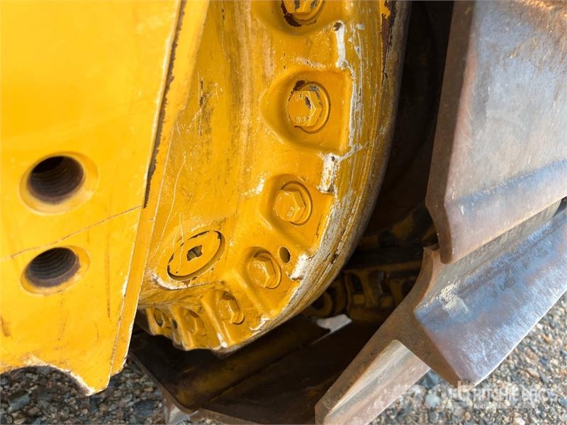 John Deere 700L LGP Crawler Dozer Telaketjupuskutraktorit