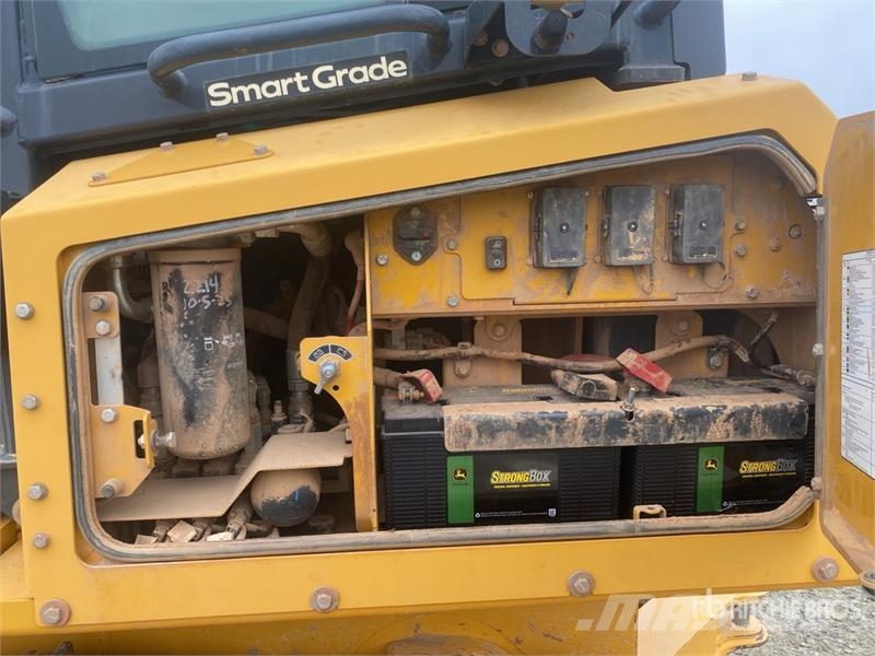 John Deere 700L LGP Crawler Dozer Telaketjupuskutraktorit