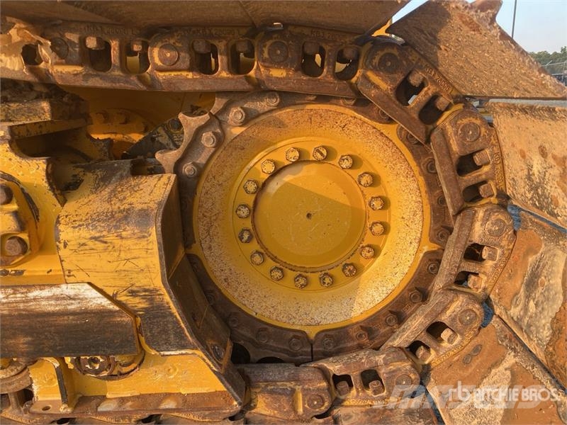 John Deere 700L LGP Crawler Dozer Telaketjupuskutraktorit