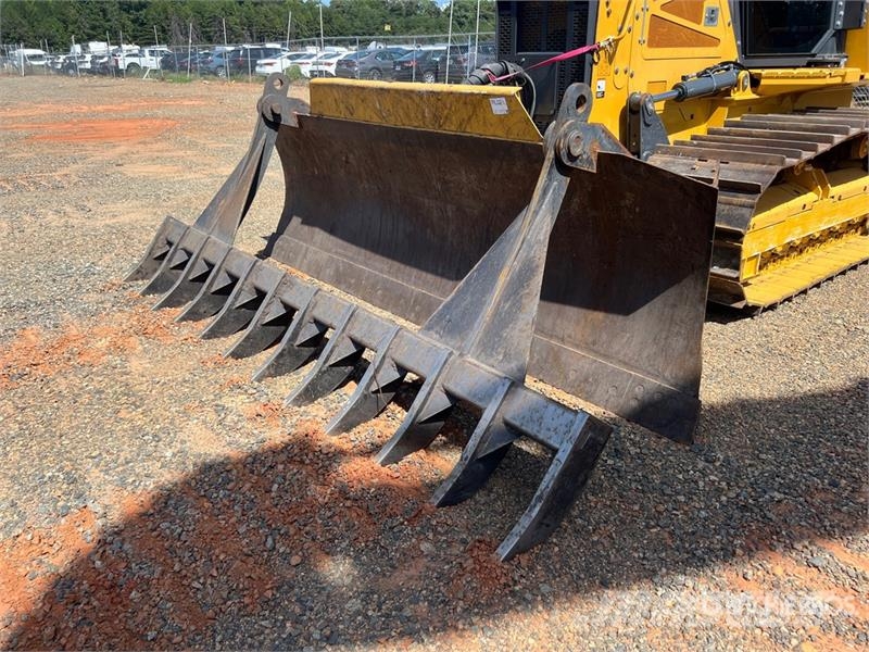 John Deere 700L LGP Crawler Dozer Telaketjupuskutraktorit