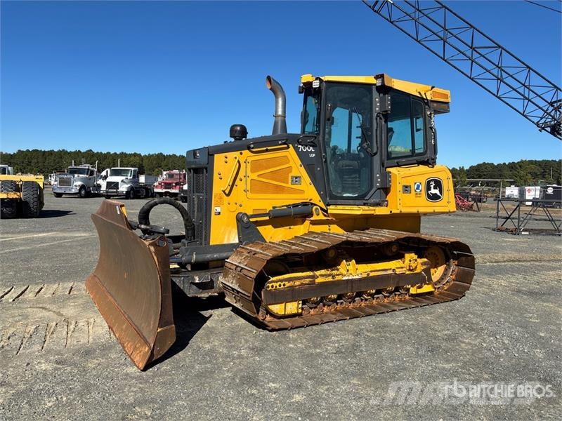 John Deere 700L LGP Crawler Dozer Telaketjupuskutraktorit