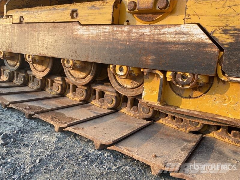 John Deere 700L LGP Crawler Dozer Telaketjupuskutraktorit
