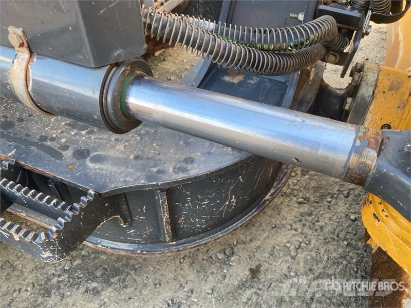 John Deere 700L LGP Crawler Dozer Telaketjupuskutraktorit