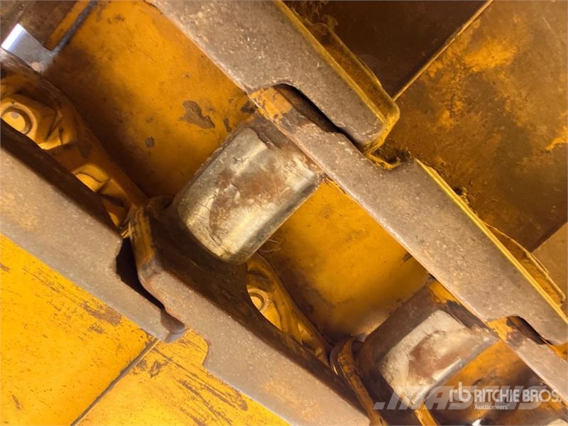 John Deere 700L LGP Crawler Dozer Telaketjupuskutraktorit