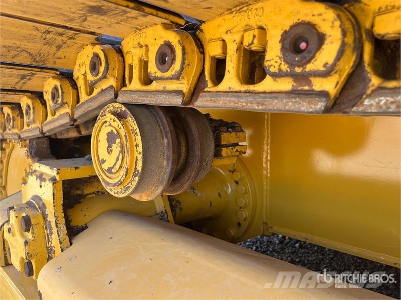 John Deere 700L LGP Crawler Dozer Telaketjupuskutraktorit