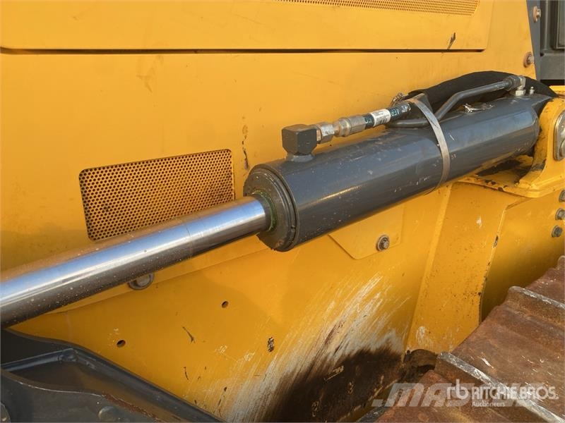 John Deere 700L LGP Crawler Dozer Telaketjupuskutraktorit