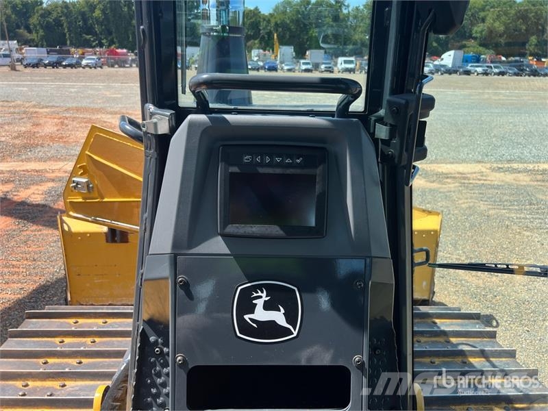 John Deere 700L LGP Crawler Dozer Telaketjupuskutraktorit