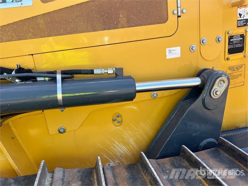 John Deere 700L LGP Crawler Dozer Telaketjupuskutraktorit