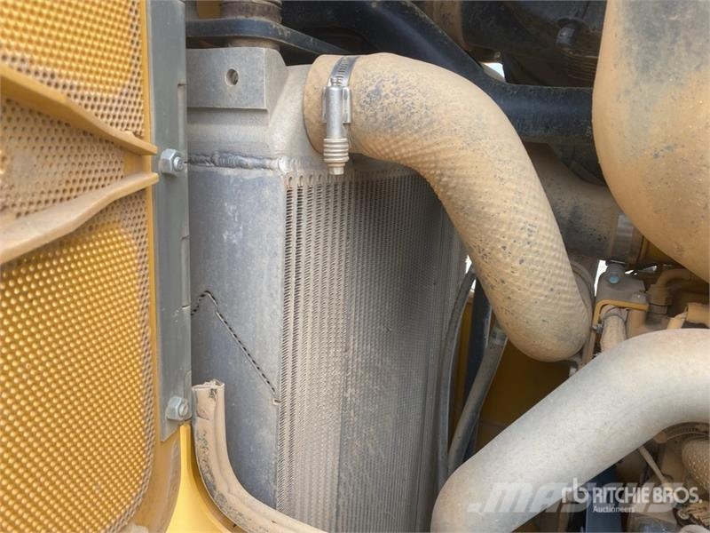 John Deere 700L LGP Crawler Dozer 履帶推土機