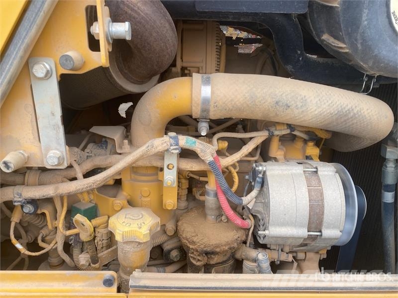 John Deere 700L LGP Crawler Dozer 履帶推土機