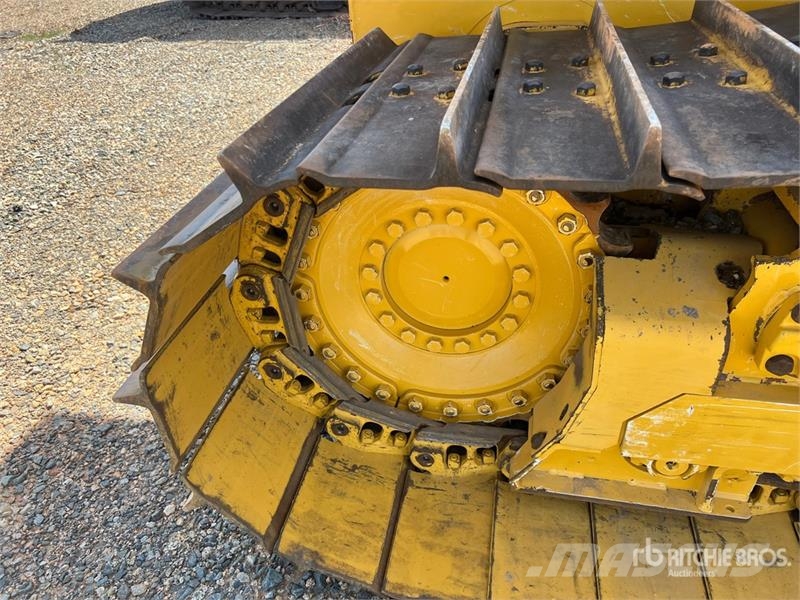 John Deere 700L LGP Crawler Dozer Telaketjupuskutraktorit