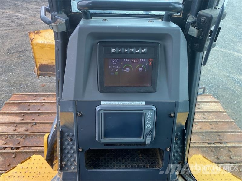 John Deere 700L LGP Crawler Dozer Telaketjupuskutraktorit