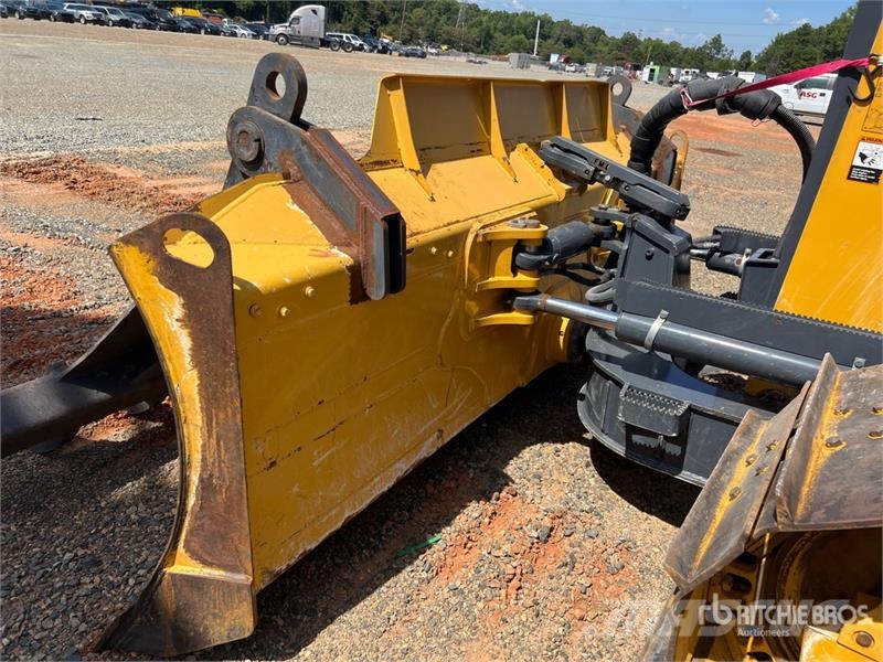 John Deere 700L LGP Crawler Dozer Telaketjupuskutraktorit