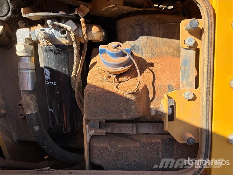 John Deere 700L XLT Crawler Dozer Гусеничні бульдозери