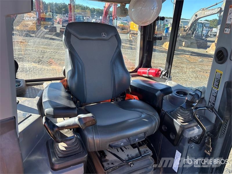 John Deere 700L XLT Crawler Dozer Гусеничні бульдозери