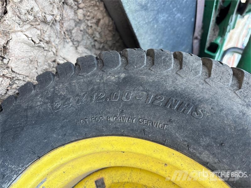 John Deere 7400 4x2 Ride-On Lawn Mower Traktorske kosilice