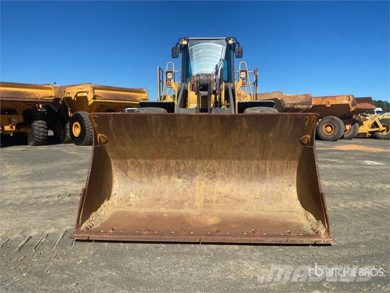 John Deere 744J Wielladers
