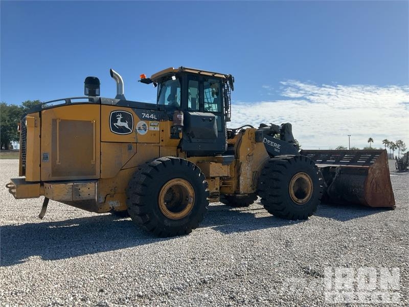 John Deere 744L Wheel Loader Utovarivači na kotačima
