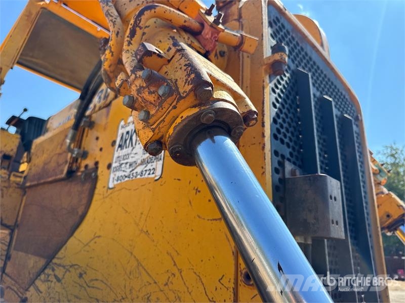John Deere 750B 履带式推土机