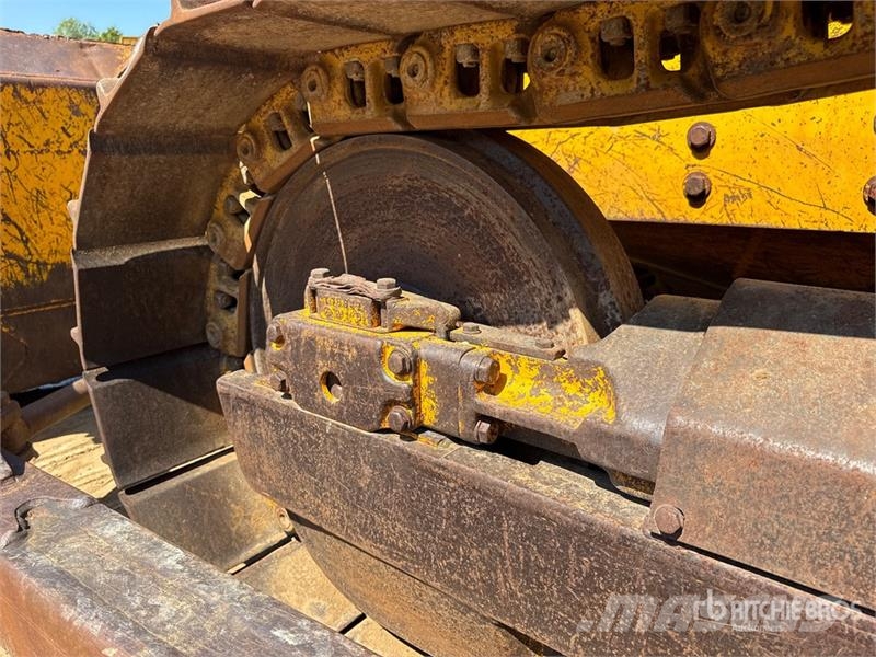 John Deere 750B 履带式推土机