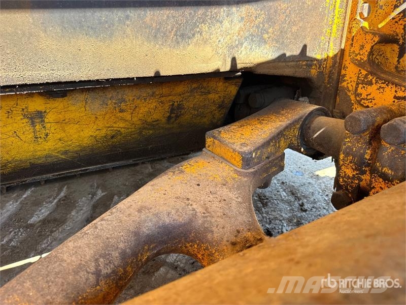 John Deere 750B 履带式推土机