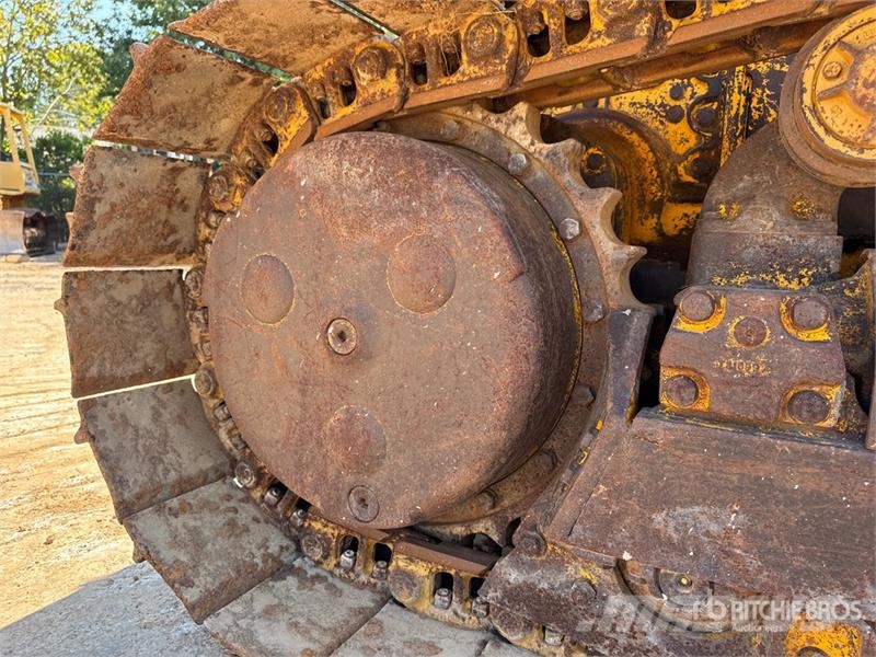 John Deere 750B 履带式推土机