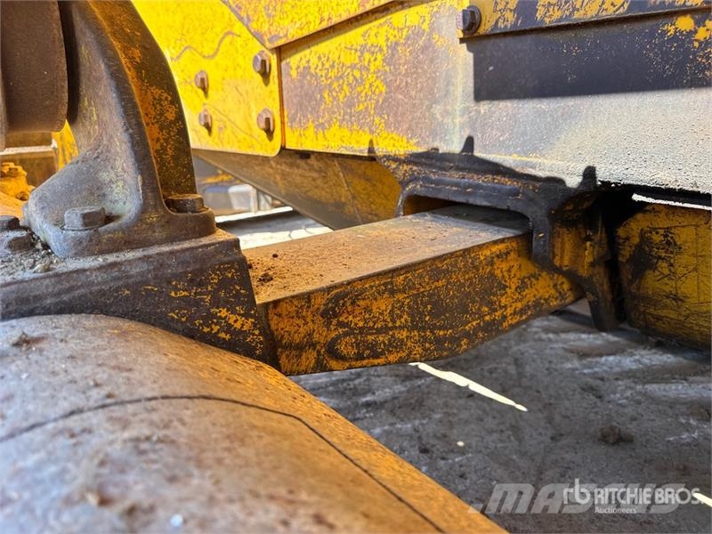 John Deere 750B 履带式推土机