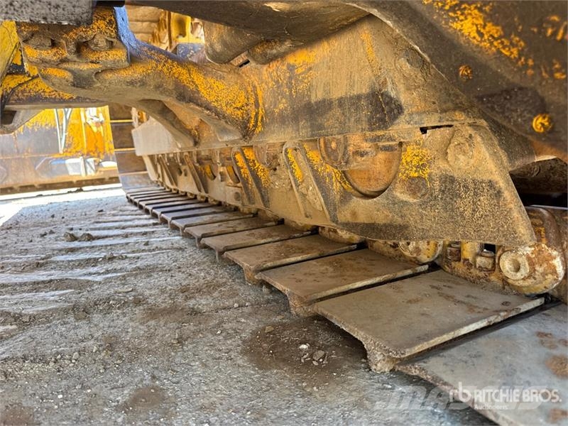 John Deere 750B 履带式推土机