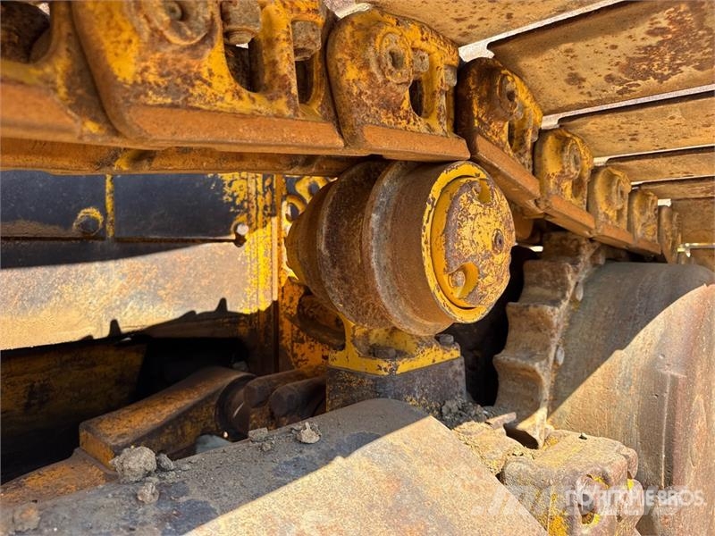 John Deere 750B 履带式推土机