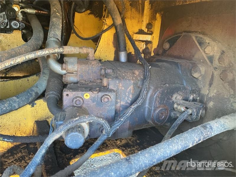 John Deere 750J LGP Pásové dozery