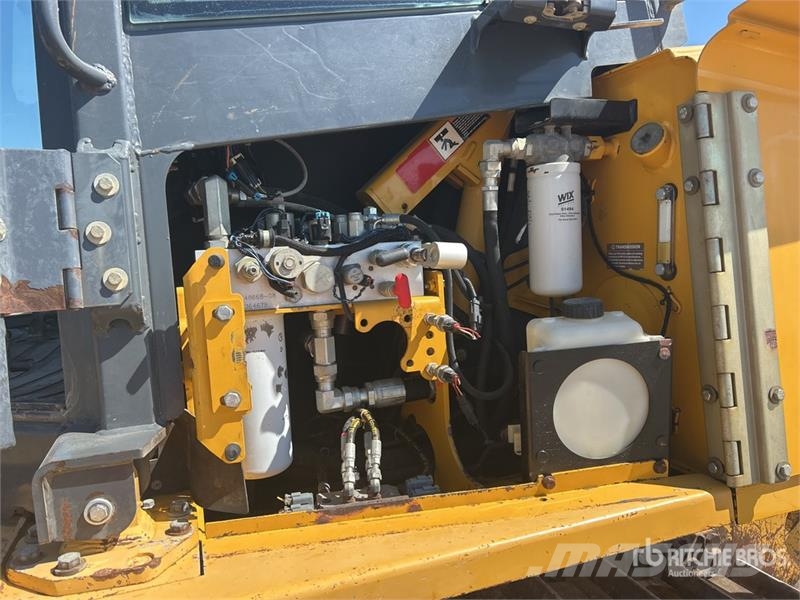 John Deere 750J LT Crawler Dozer Гусеничные бульдозеры
