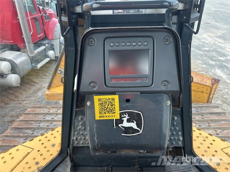 John Deere 750K 履帶推土機